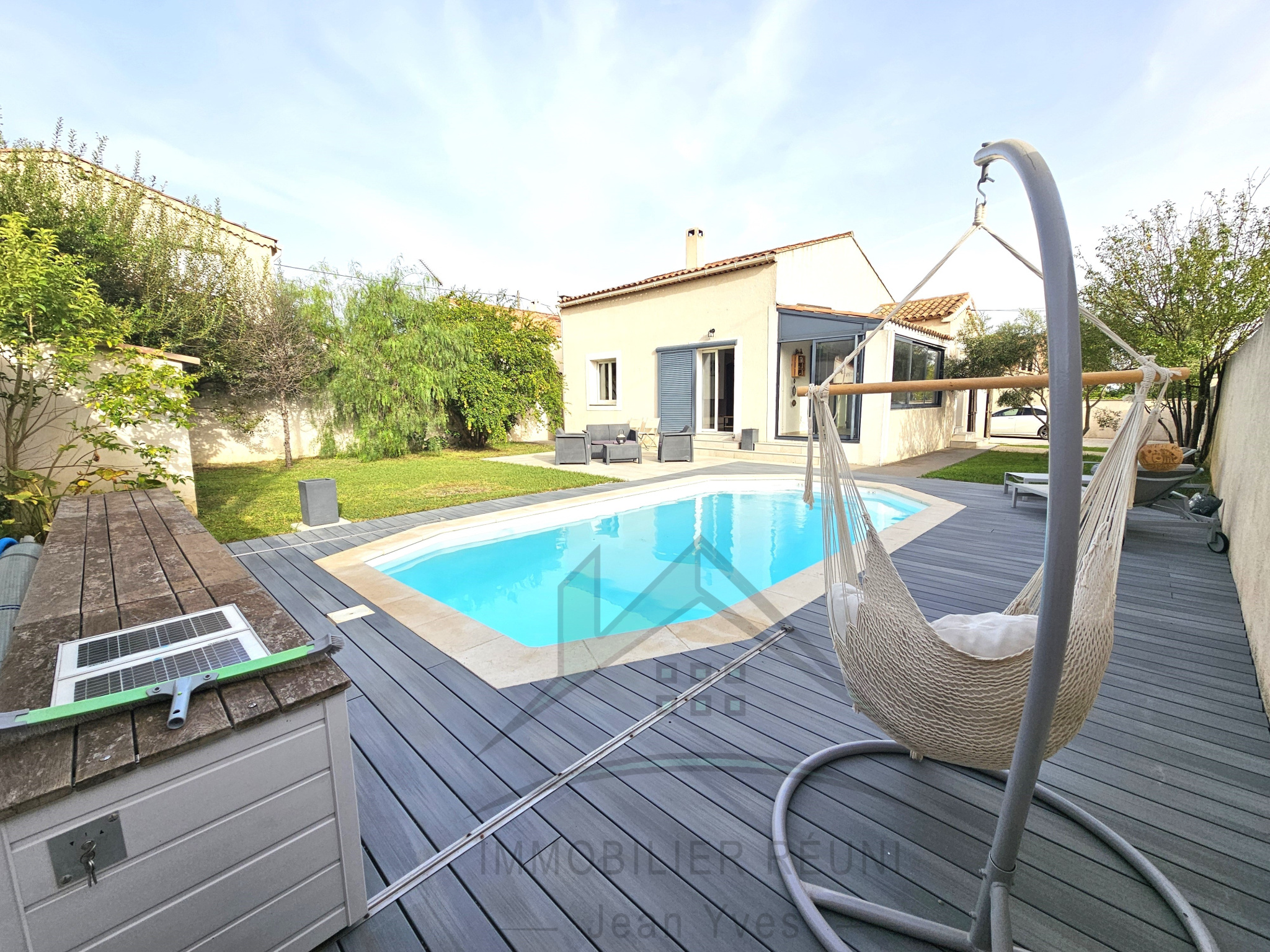 Maison 5 pièces 159 m² · à Saint-Mitre-les-Remparts · 159 m² · 465 000 €