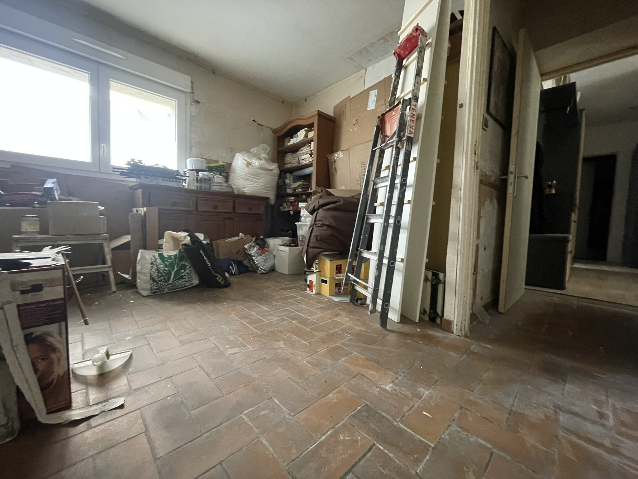 pièce supplémentaire à aménager ou 7ème chambre
